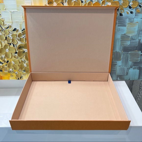 Louis Vuitton Large Box and Gift Bag Set - Picture 3 of 5